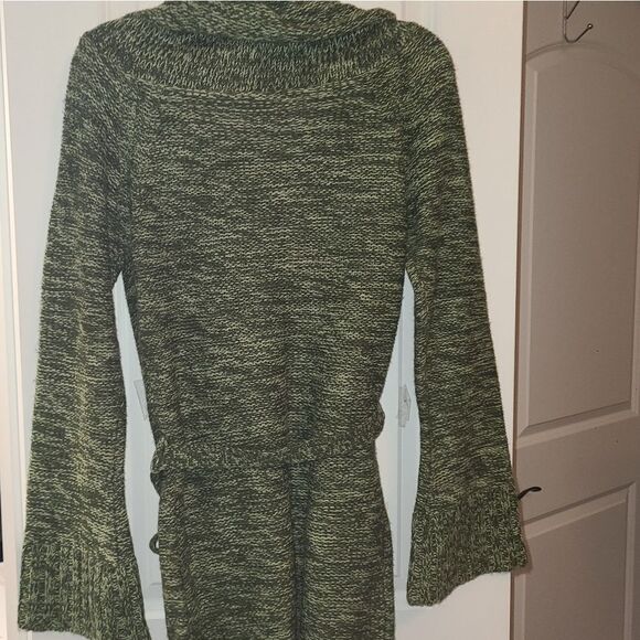 Derek Heart Army Green Cowl Neck Belted Sweater - Picture 7 of 9